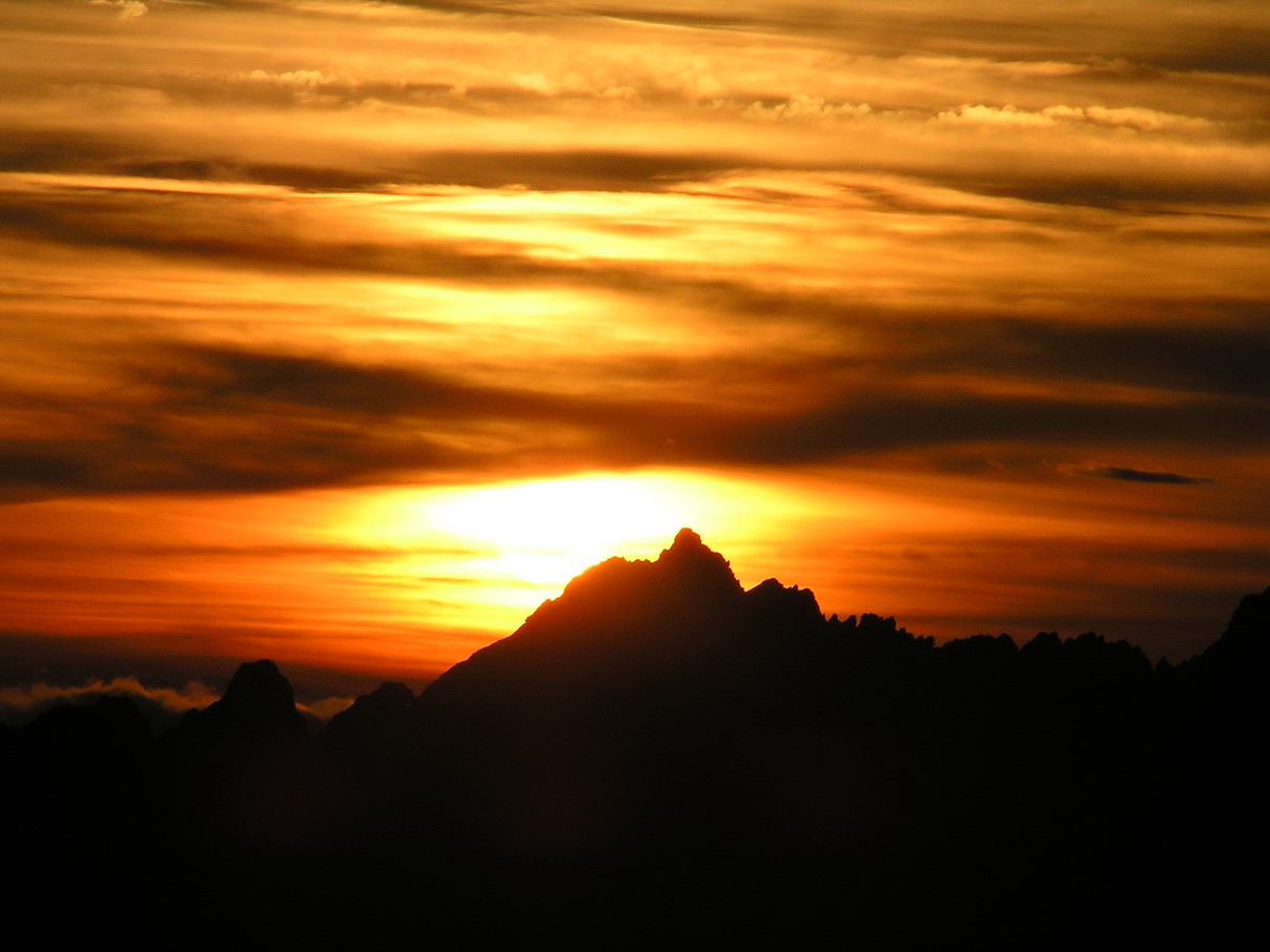 liroka-veza-ceresnovy-pilier-v-